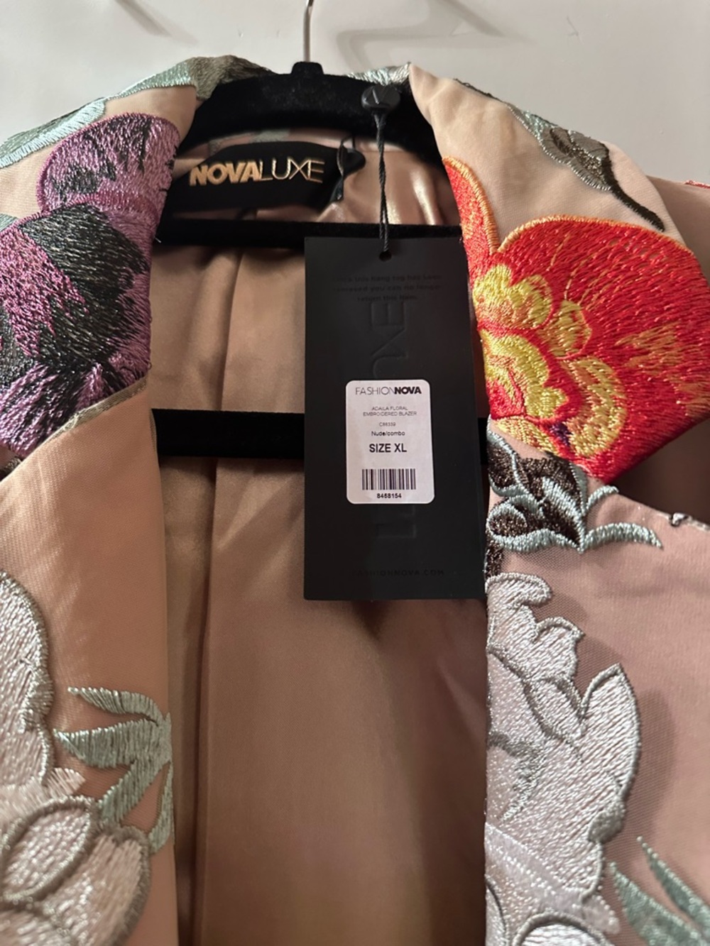 Fashion Nova Nude Floral Embroidered Blazer XL - Picture 9 of 9